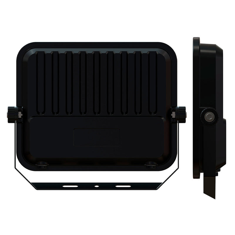 200W LED Solar Floodlight 2700Lm 3CCT IP65