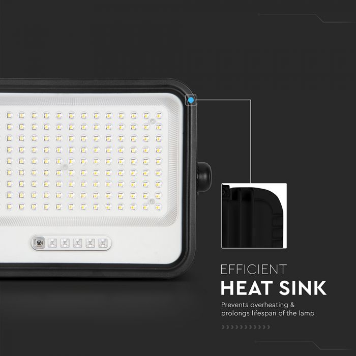 300W LED Solar Floodlight with Battery Indicator 7CCT IP65