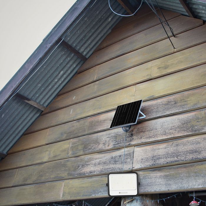 400W LED Solar Floodlight with Battery Indicator 7CCT IP65