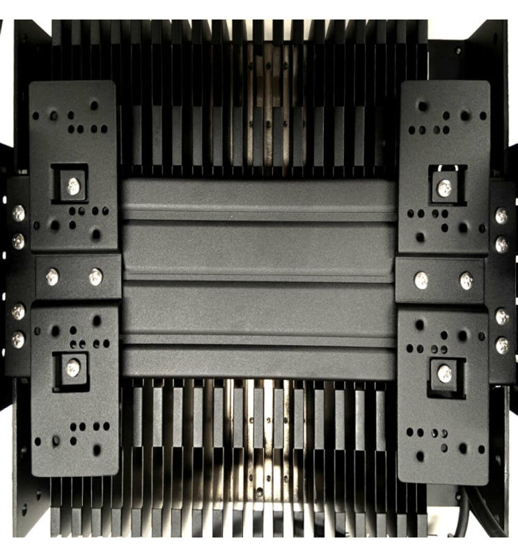 960W LED Floodlight PHILIPS Xitanium STADIUM MATRIX Bridgelux Chip - Philips Driver 160Lm/w 5000K