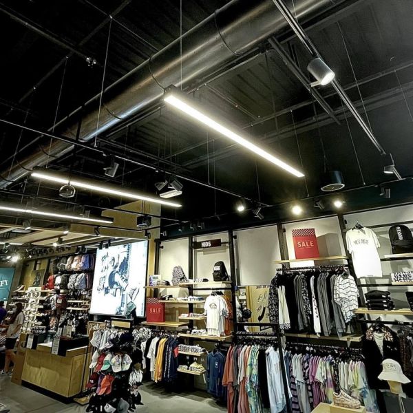 60W Linear MUNICH LED Batten in Black 1.5m IP54 4000K - FAST 2-4 working days - LED Batten